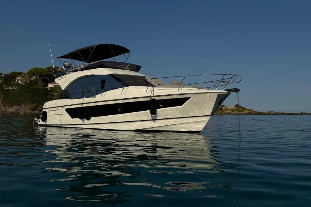 2020 Monte Carlo Yachts 52 Yacht For Sale in Bandol 83 2020 Monte Carlo Yachts 52 Yacht For Sale in Bandol 83