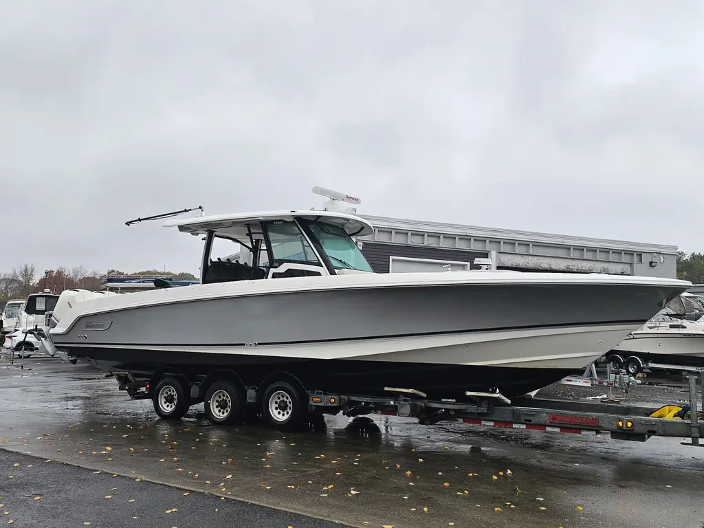 2021 Boston Whaler 380 Outrage Yacht For Sale in Quincy MA 2021 Boston Whaler 380 Outrage Yacht For Sale in Quincy MA