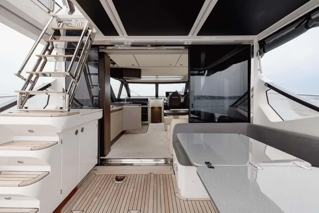 ALMAVIVA V 2020 Azimut S6 Yacht For Sale in Saint-Raphaël 83 ALMAVIVA V 2020 Azimut S6 Yacht For Sale in Saint-Raphaël 83