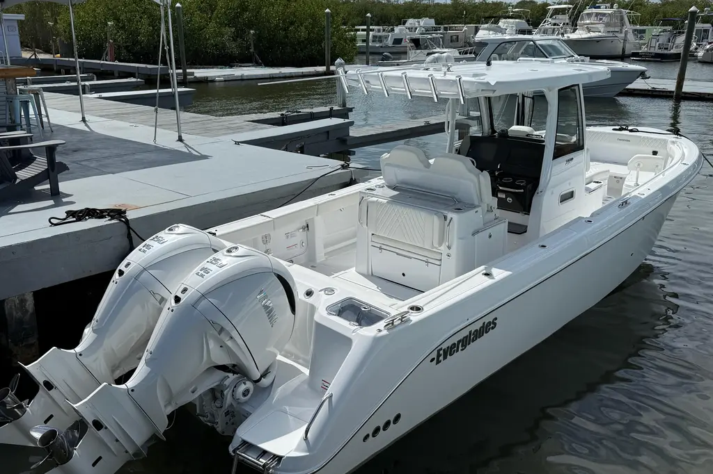 2026 Everglades 315 Center Console Yacht For Sale in Key Largo FL 2026 Everglades 315 Center Console Yacht For Sale in Key Largo FL