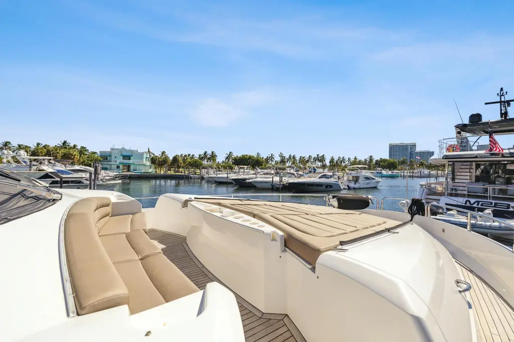 2014 Sunseeker Manhattan 73 Yacht For Sale in Miami Beach FL 2014 Sunseeker Manhattan 73 Yacht For Sale in Miami Beach FL