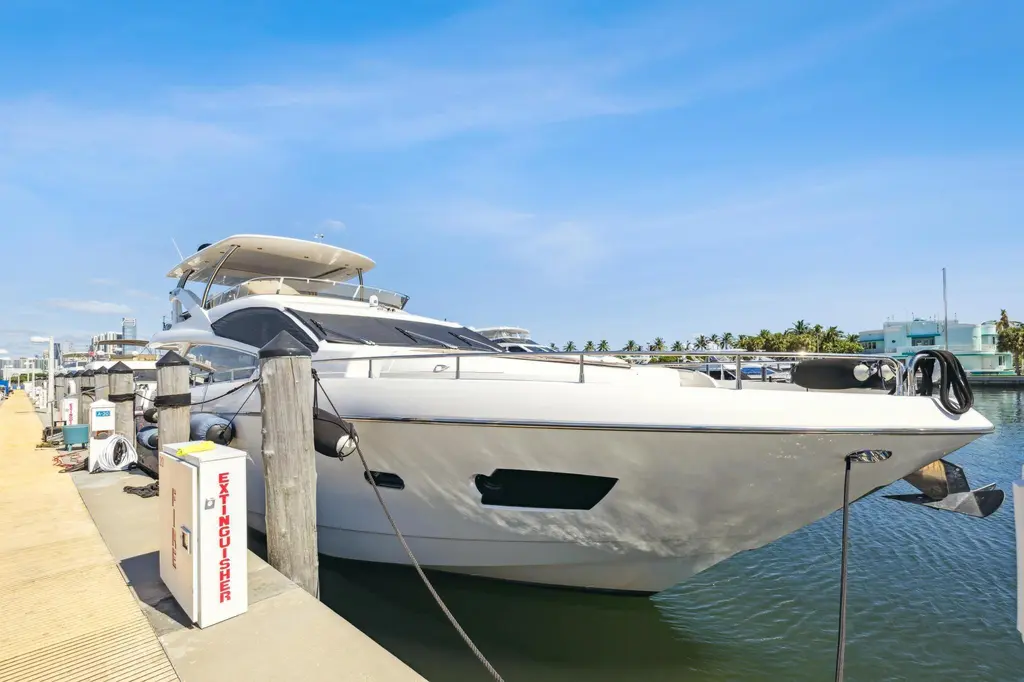 2014 sunseeker manhattan 73 miami beach florida for sale