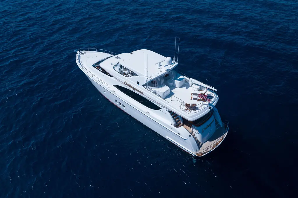 OUTRAGEOUS 2005 Hatteras 80 Motor Yacht Yacht For Sale in Palm Beach FL OUTRAGEOUS 2005 Hatteras 80 Motor Yacht Yacht For Sale in Palm Beach FL