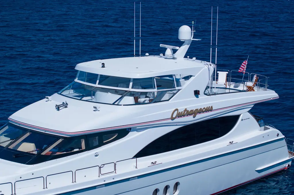 OUTRAGEOUS 2005 Hatteras 80 Motor Yacht Yacht For Sale in Palm Beach FL OUTRAGEOUS 2005 Hatteras 80 Motor Yacht Yacht For Sale in Palm Beach FL