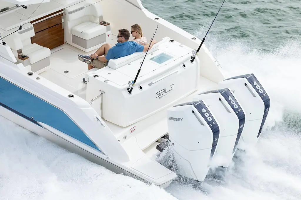 2025 Tiara Yachts 38 LS Yacht For Sale in Bristol RI 2025 Tiara Yachts 38 LS Yacht For Sale in Bristol RI