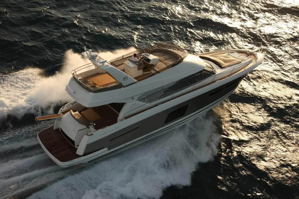 2012 Prestige 60 Yacht For Sale in Maltepe 2012 Prestige 60 Yacht For Sale in Maltepe