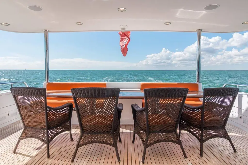 ROBIN'S NEST 2008 Ocean Alexander 100 Skylounge Megayacht Yacht For Sale in Fort Lauderdale FL ROBIN'S NEST 2008 Ocean Alexander 100 Skylounge Megayacht Yacht For Sale in Fort Lauderdale FL
