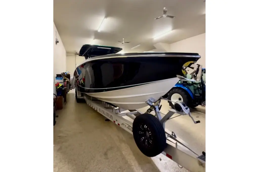 2020 Nor-Tech 390 Sport Center Console Yacht For Sale in Stevens Point WI 2020 Nor-Tech 390 Sport Center Console Yacht For Sale in Stevens Point WI