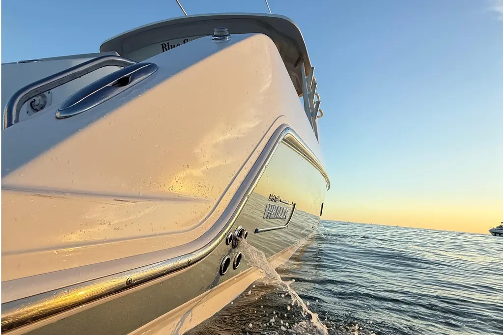 2017 Boston Whaler 420 Outrage Yacht For Sale in Coconut Grove FL 2017 Boston Whaler 420 Outrage Yacht For Sale in Coconut Grove FL