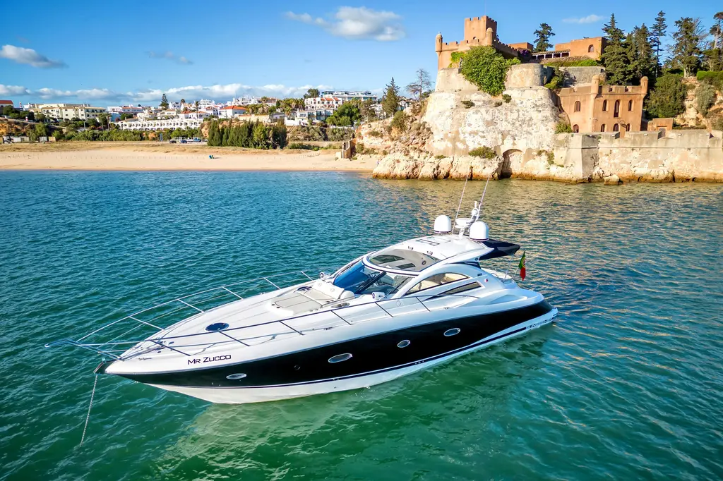 2009 Sunseeker Portofino 53 Yacht For Sale in Vilamoura 2009 Sunseeker Portofino 53 Yacht For Sale in Vilamoura