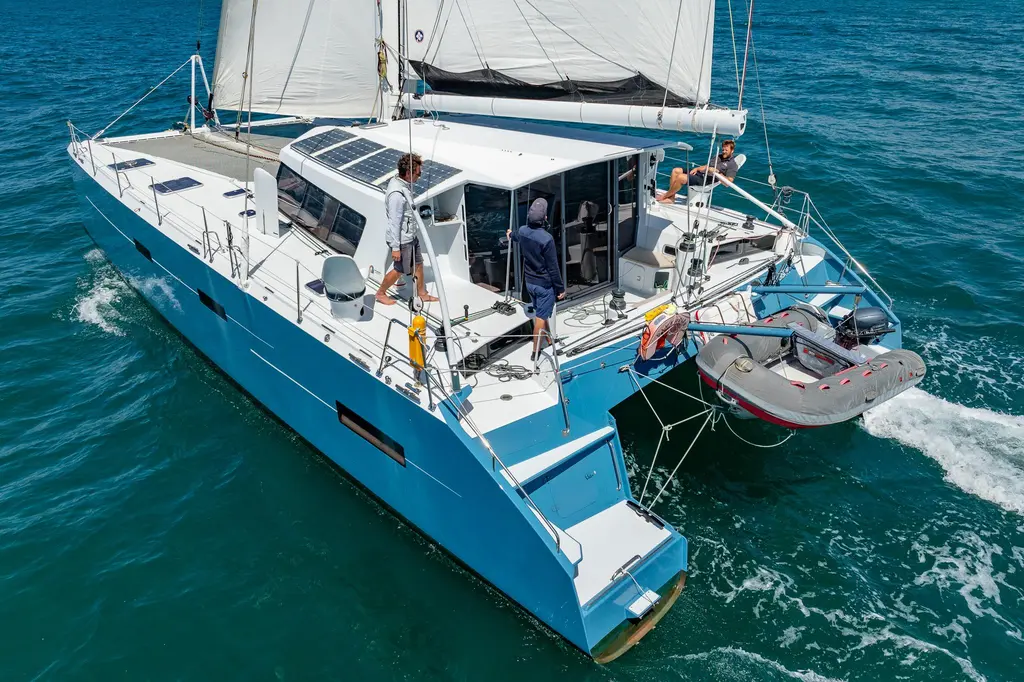Diversion 2015 Catamaran Mcat 52 Yacht For Sale in Denpasar Diversion 2015 Catamaran Mcat 52 Yacht For Sale in Denpasar