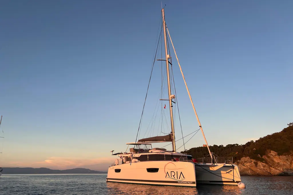 Aria 2023 Fountaine Pajot Elba 45 Catamaran Yacht For Sale in Saint-Tropez 83 Aria 2023 Fountaine Pajot Elba 45 Catamaran Yacht For Sale in Saint-Tropez 83