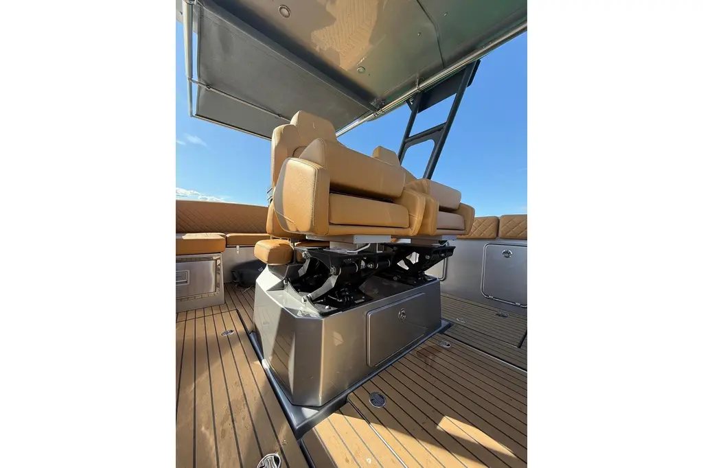 Iguana Sport Exclusive 2025 Iguana Sport Exclusive Yacht For Sale in Pattaya Iguana Sport Exclusive 2025 Iguana Sport Exclusive Yacht For Sale in Pattaya