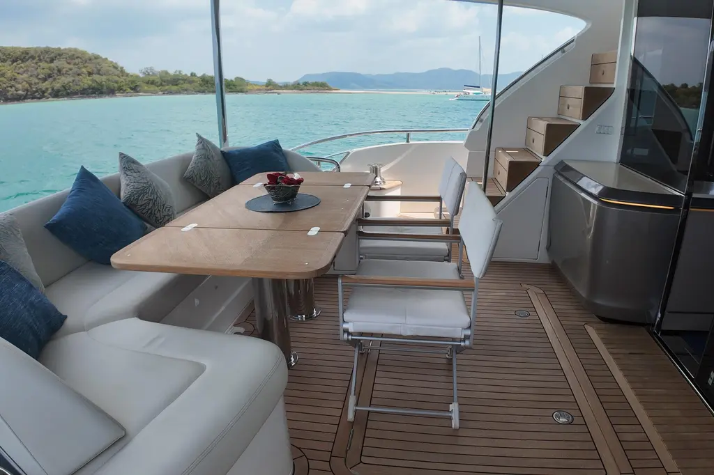 La Mer 2023 Princess Y72 Yacht For Sale in Pattaya 