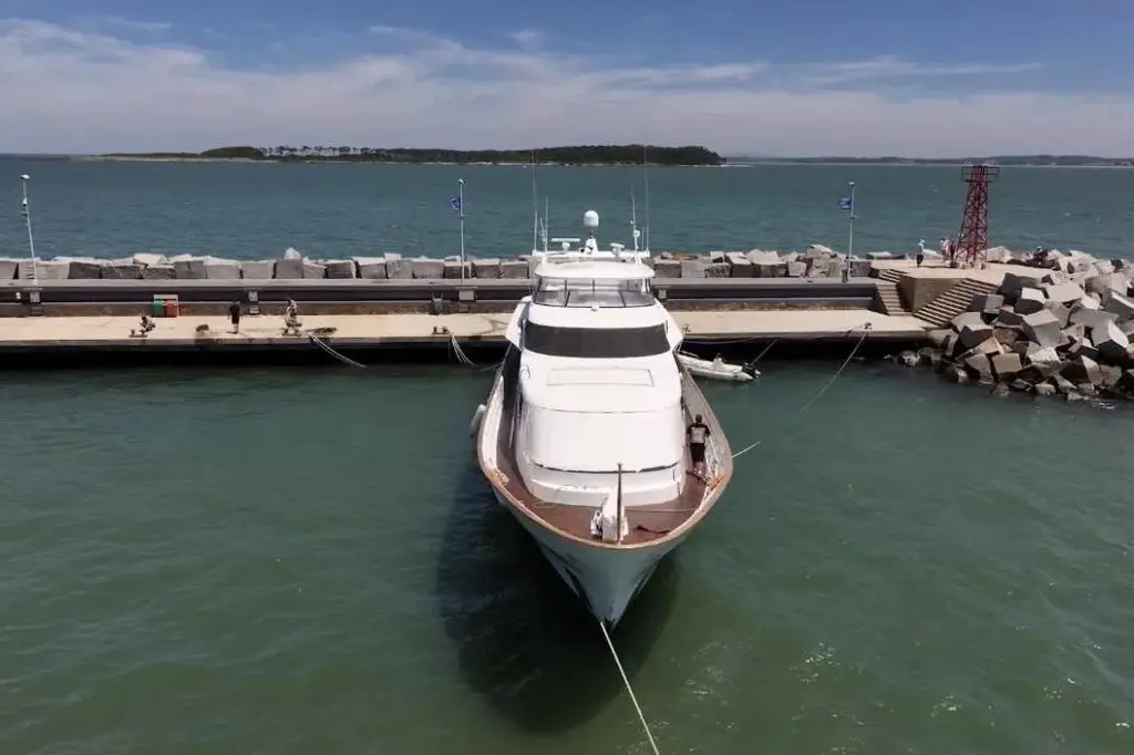 1987 Lurssen 110 Yacht For Sale in Buenos Aires City 1987 Lurssen 110 Yacht For Sale in Buenos Aires City