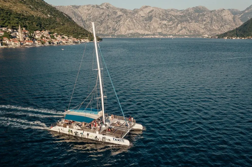Tahiti 2015 Fountaine Pajot Taiti Day Charter 80 Yacht For Sale in Tivat Tahiti 2015 Fountaine Pajot Taiti Day Charter 80 Yacht For Sale in Tivat