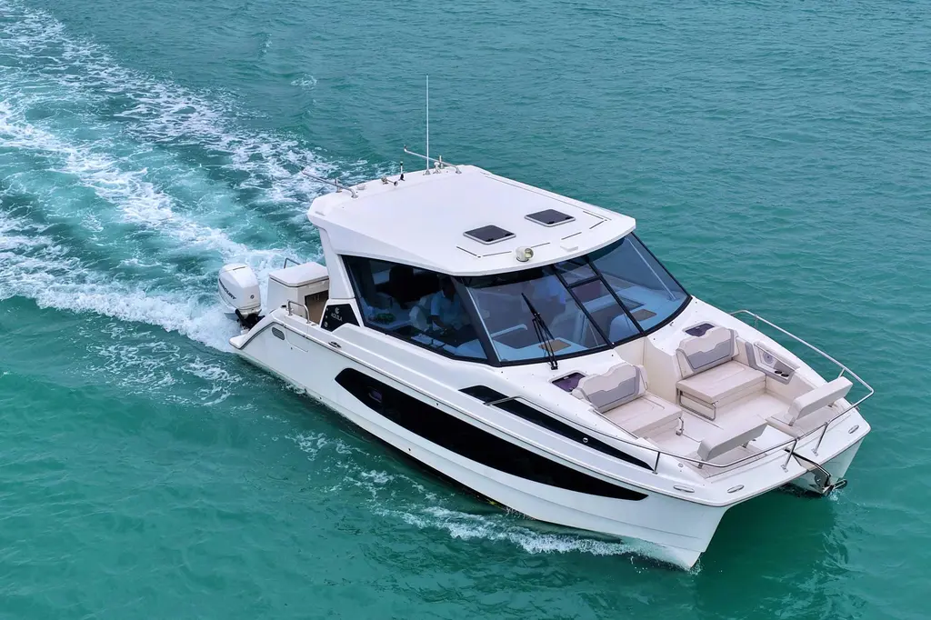 2023 Aquila 36 Sport Yacht For Sale in Singapore 2023 Aquila 36 Sport Yacht For Sale in Singapore