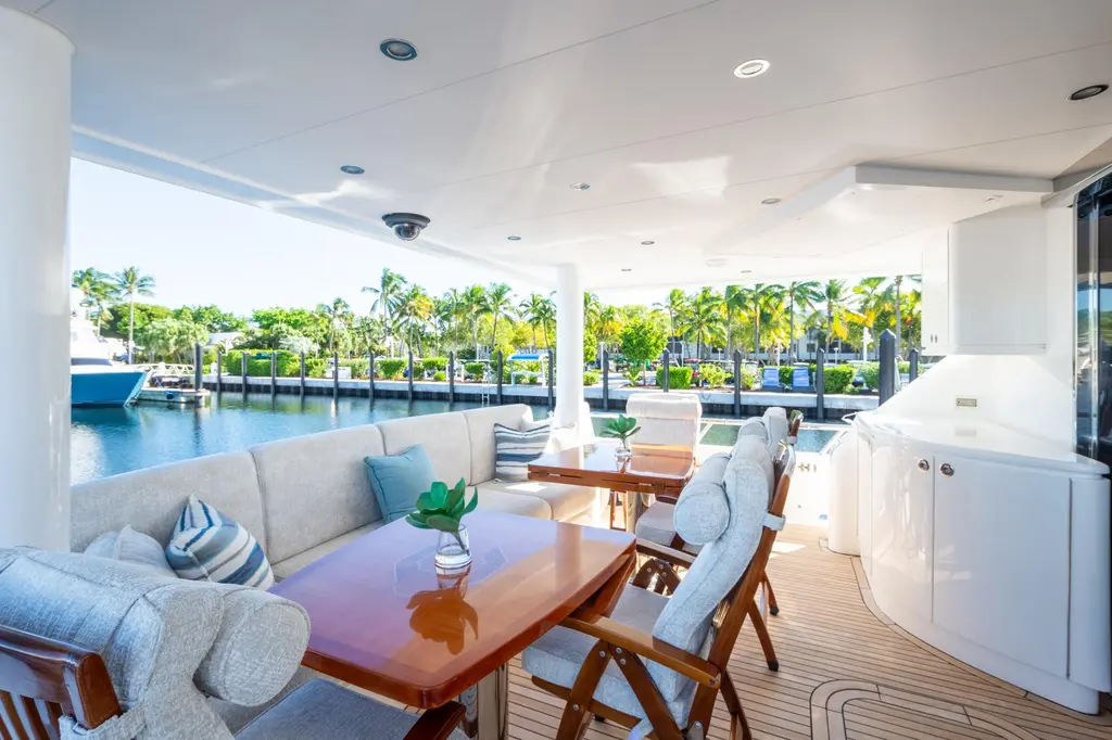Lucky Penny 2014 Hargrave Sky Lounge Yacht For Sale in Fort Lauderdale FL Lucky Penny 2014 Hargrave Sky Lounge Yacht For Sale in Fort Lauderdale FL