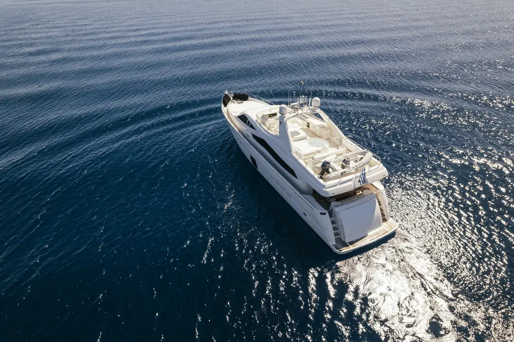 2006 Ferretti Yachts 830 Yacht For Sale in Elliniko 2006 Ferretti Yachts 830 Yacht For Sale in Elliniko
