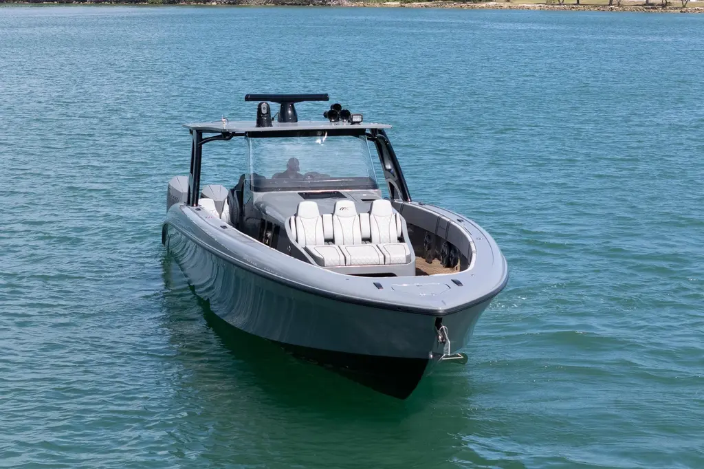 2023 Midnight Express 43 Solstice Yacht For Sale in North Miami Beach FL 2023 Midnight Express 43 Solstice Yacht For Sale in North Miami Beach FL