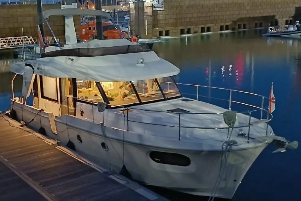 2020 Beneteau Swift Trawler 41 Fly Yacht For Sale in Gosport E19 2020 Beneteau Swift Trawler 41 Fly Yacht For Sale in Gosport E19