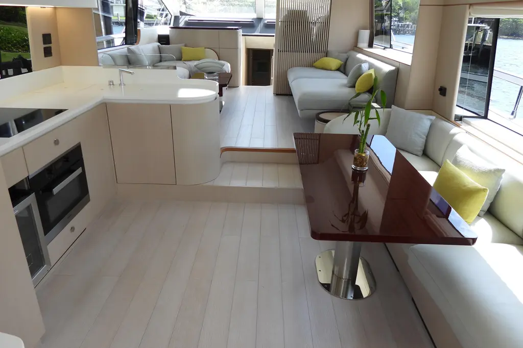 EFFORTLESS 2023 Azimut Fly 68 Yacht For Sale in Lighthouse Point FL EFFORTLESS 2023 Azimut Fly 68 Yacht For Sale in Lighthouse Point FL