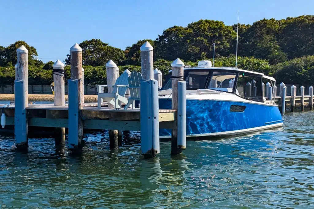 Lucky Boys 2022 MJM Yachts 3 Yacht For Sale in Vineyard Haven MA Lucky Boys 2022 MJM Yachts 3 Yacht For Sale in Vineyard Haven MA