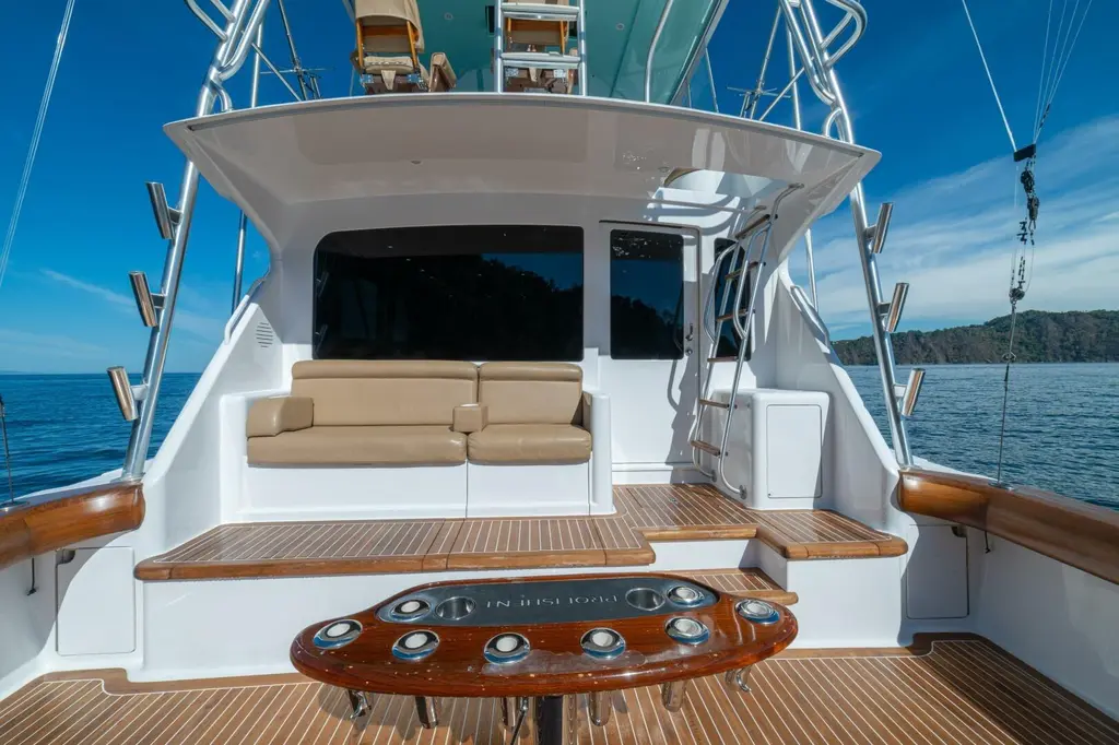Scandaloso 2006 Viking 56 Yacht For Sale in Jaco Scandaloso 2006 Viking 56 Yacht For Sale in Jaco