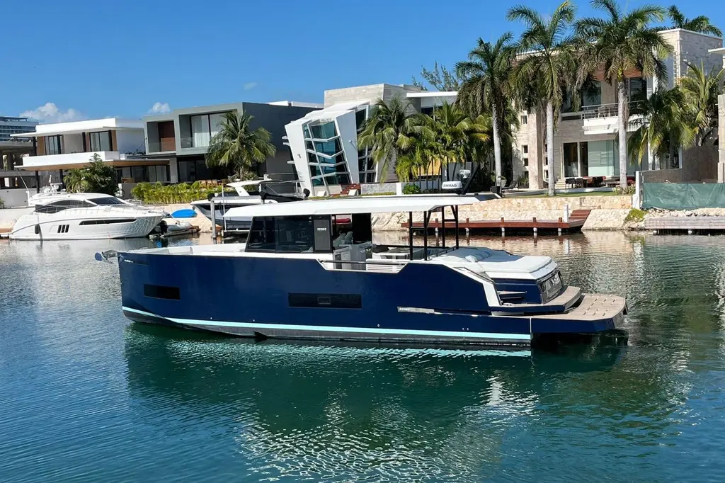 CASA - BAVENE 2024 De Antonio 50 Coupe Yacht For Sale in Cancún CASA - BAVENE 2024 De Antonio 50 Coupe Yacht For Sale in Cancún