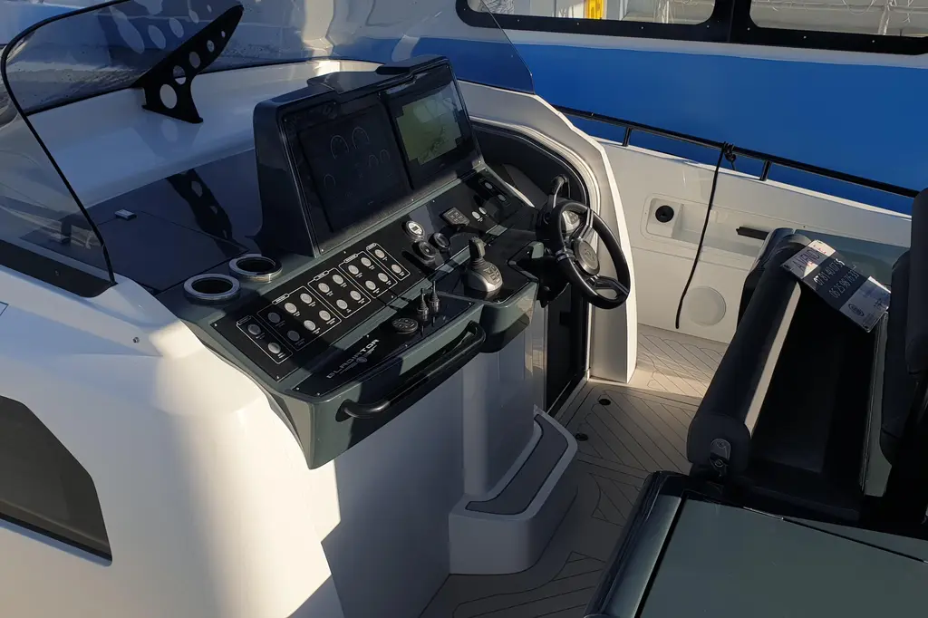 MALOLA 2022 Canados gladiator 431 wa Yacht For Sale in Fréjus 83 MALOLA 2022 Canados gladiator 431 wa Yacht For Sale in Fréjus 83