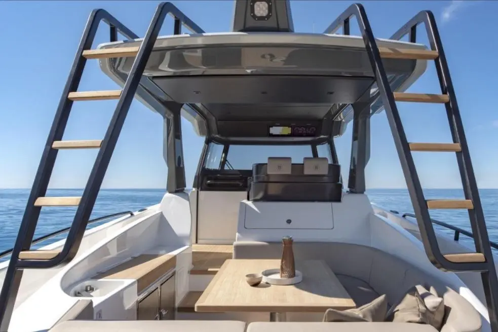 POINT BREAK 2021 Bluegame BG 42 Yacht For Sale in Fréjus 83 POINT BREAK 2021 Bluegame BG 42 Yacht For Sale in Fréjus 83