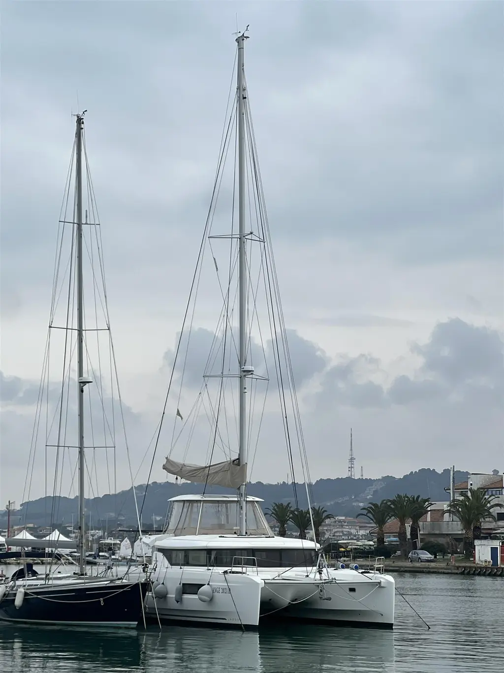  2021 Lagoon 46 Yacht For Sale in Abruzzo 