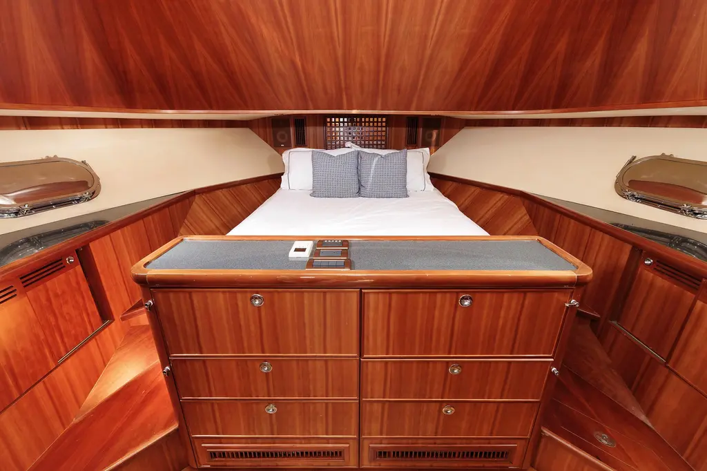 INDEPENDENCE 2009 Hunt Yachts 52 Express Yacht For Sale in Miami FL INDEPENDENCE 2009 Hunt Yachts 52 Express Yacht For Sale in Miami FL