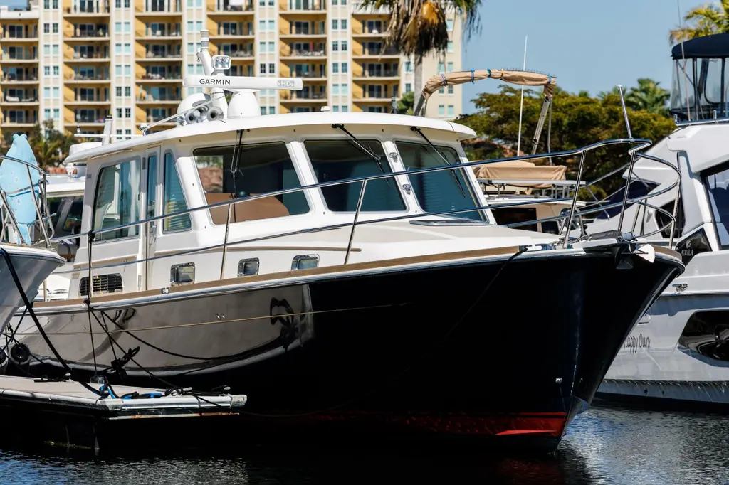 Southern Charm 2010 Sabre Sedan Yacht For Sale in Palmetto FL FL