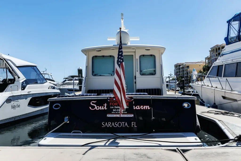 Southern Charm 2010 Sabre Sedan Yacht For Sale in Palmetto FL FL