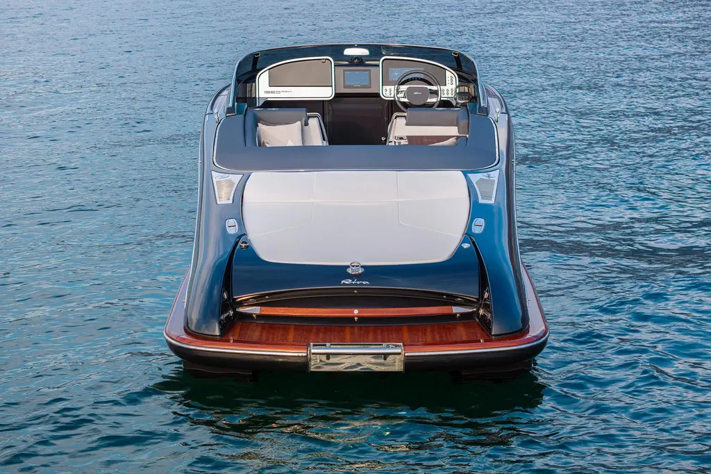 2025 Riva Iseo Super Yacht For Sale in Rotterdam 2025 Riva Iseo Super Yacht For Sale in Rotterdam