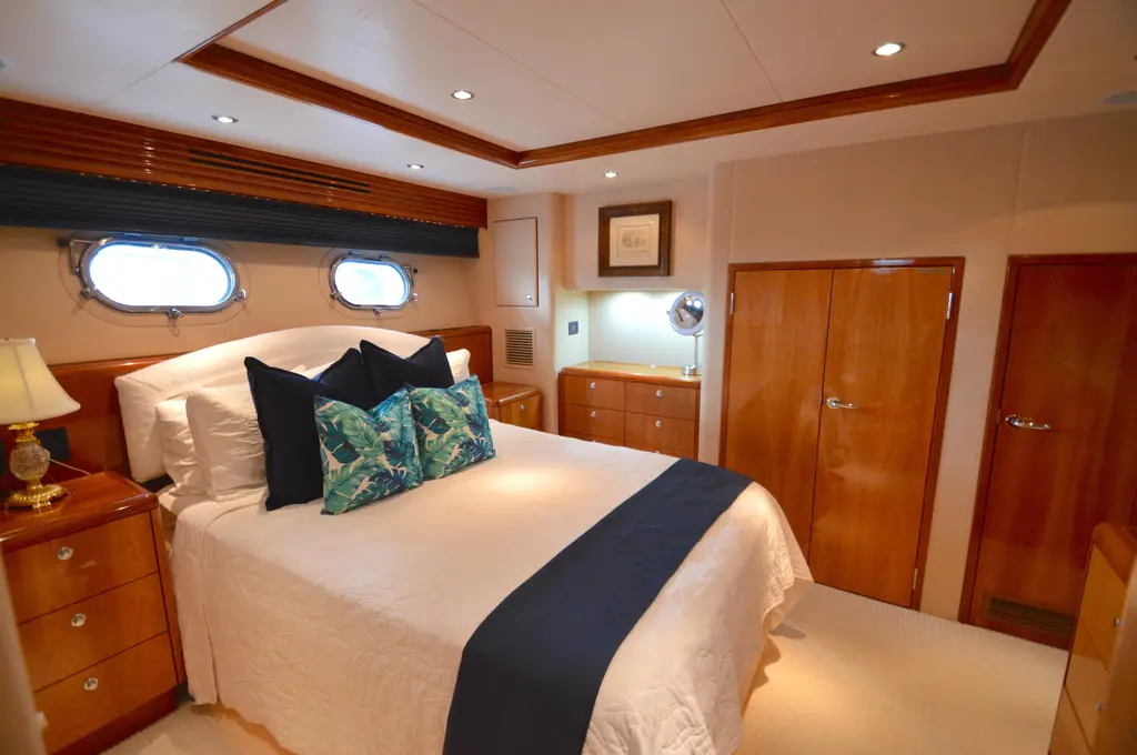 OUT A WAC 2006 Hatteras 64 Motor Yacht Yacht For Sale in Prince William VA OUT A WAC 2006 Hatteras 64 Motor Yacht Yacht For Sale in Prince William VA