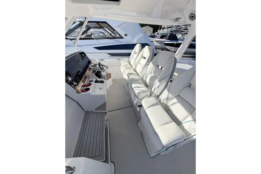 2022 Regal 38 SAV Yacht For Sale in Pasadena MD 2022 Regal 38 SAV Yacht For Sale in Pasadena MD