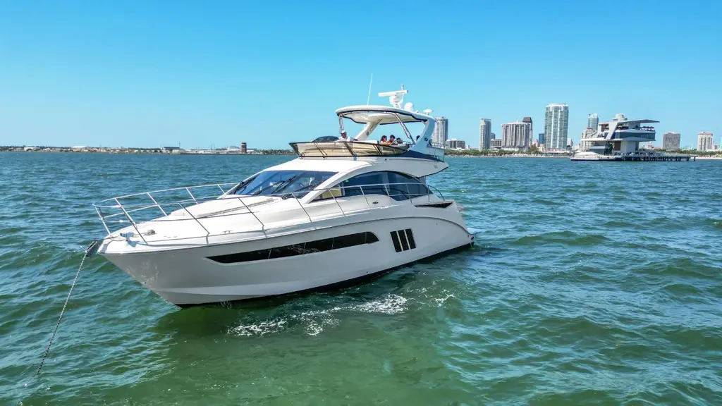 2015 Sea Ray 510 Fly Yacht For Sale in Clearwater FL 2015 Sea Ray 510 Fly Yacht For Sale in Clearwater FL