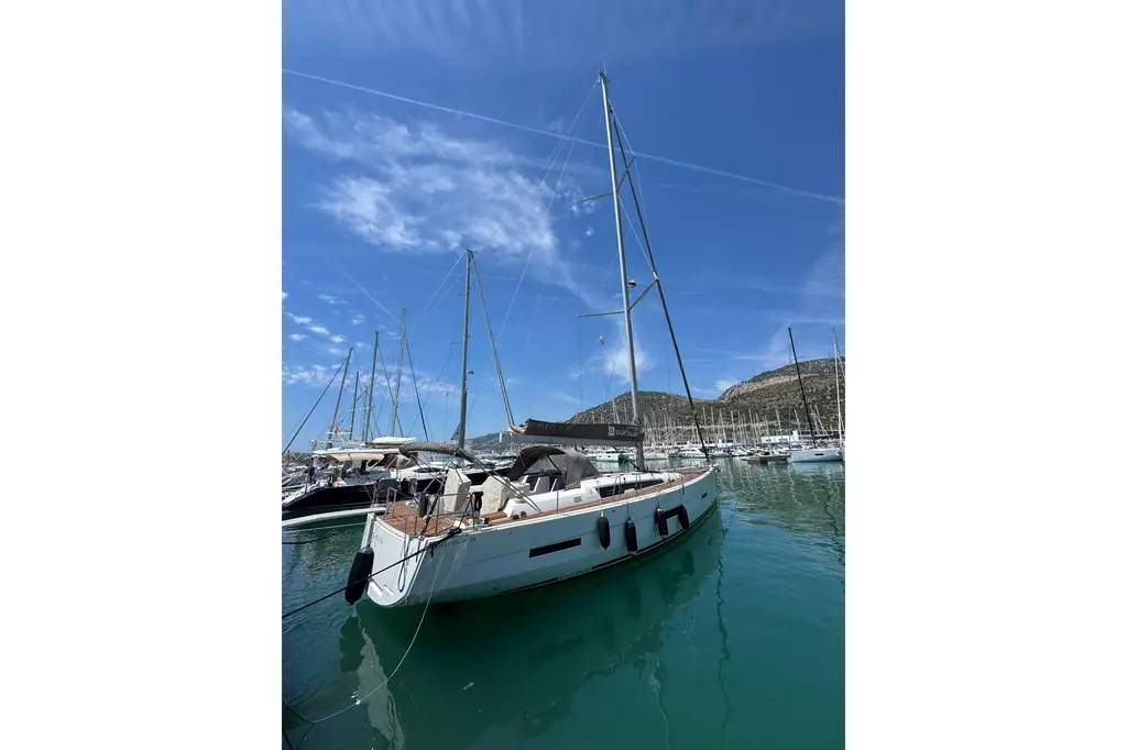 SEA SEB AND SO 2021 Dufour Exclusive 56 Yacht For Sale in Barcelona ES-B SEA SEB AND SO 2021 Dufour Exclusive 56 Yacht For Sale in Barcelona ES-B