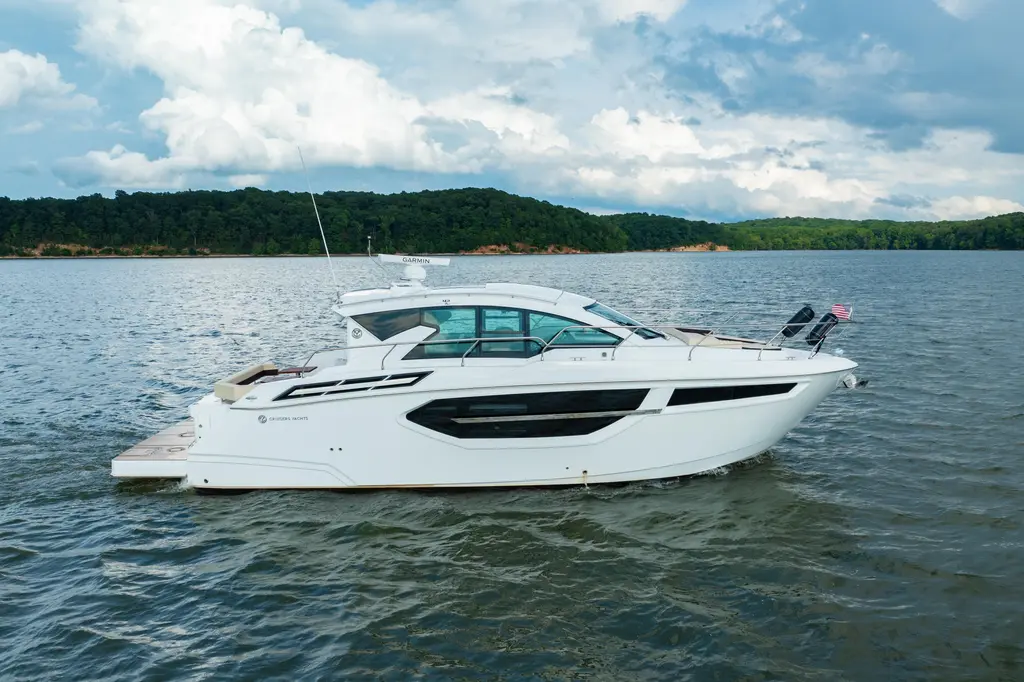 Bailey's Booty 2019 Cruisers Yachts 42 Cantius Yacht For Sale in Kuttawa KY Bailey's Booty 2019 Cruisers Yachts 42 Cantius Yacht For Sale in Kuttawa KY
