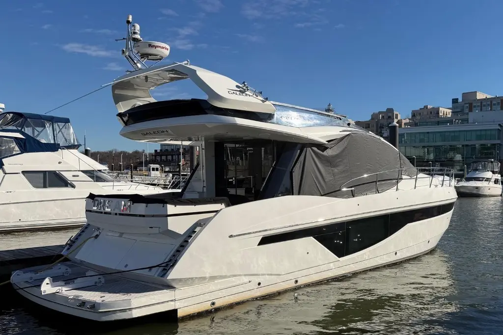 2019 Galeon 470 Sky Yacht For Sale in Oxon Hill MD 2019 Galeon 470 Sky Yacht For Sale in Oxon Hill MD