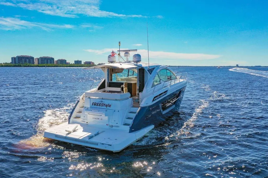 FREESTYLE 9 2020 Cruisers Yachts 50 Cantius Yacht For Sale in Fort Myers FL FREESTYLE 9 2020 Cruisers Yachts 50 Cantius Yacht For Sale in Fort Myers FL