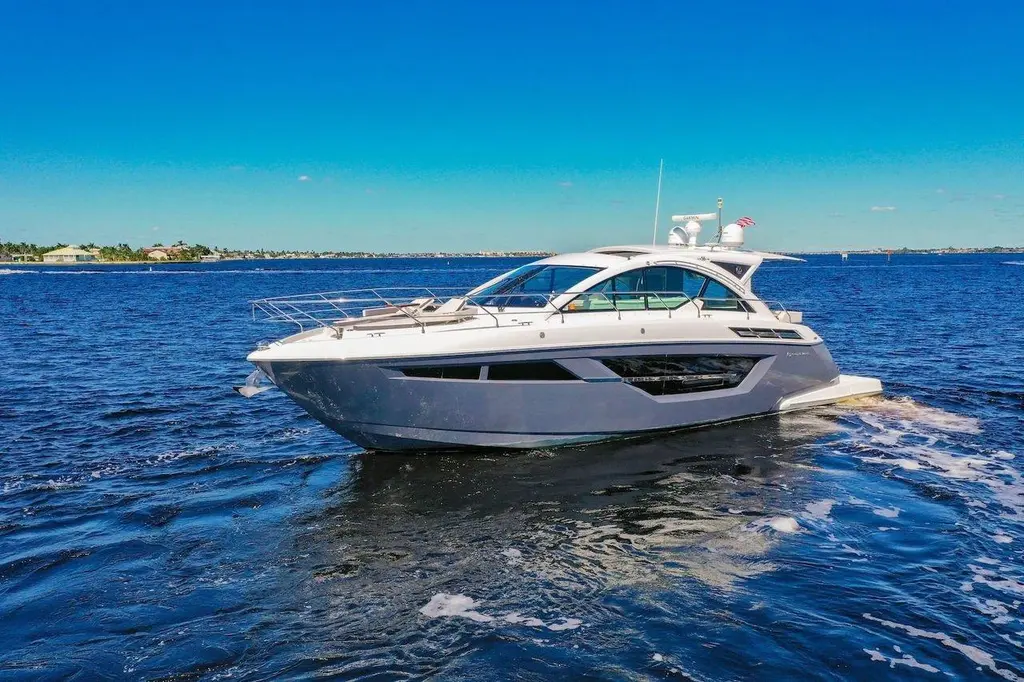 FREESTYLE 9 2020 Cruisers Yachts 50 Cantius Yacht For Sale in Fort Myers FL FREESTYLE 9 2020 Cruisers Yachts 50 Cantius Yacht For Sale in Fort Myers FL