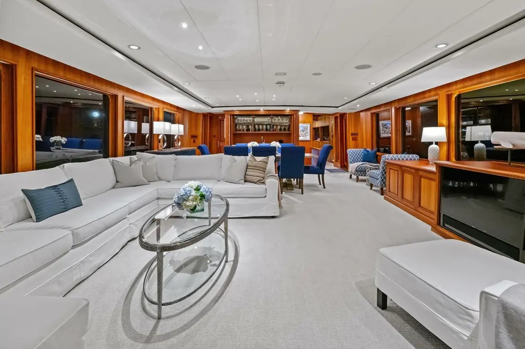 SILVER SEAS 1998 Burger Raised Pilothouse Yacht For Sale in Fort Lauderdale FL SILVER SEAS 1998 Burger Raised Pilothouse Yacht For Sale in Fort Lauderdale FL
