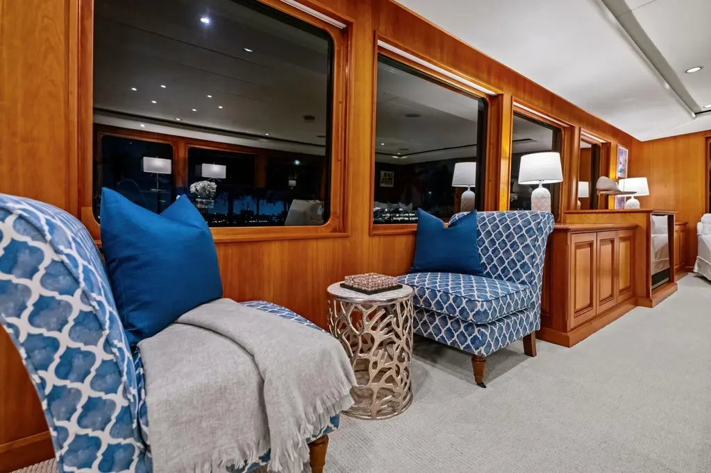 SILVER SEAS 1998 Burger Raised Pilothouse Yacht For Sale in Fort Lauderdale FL SILVER SEAS 1998 Burger Raised Pilothouse Yacht For Sale in Fort Lauderdale FL