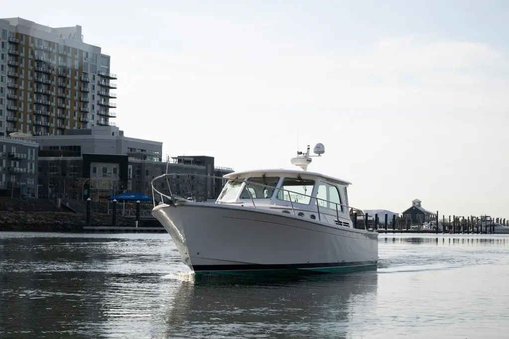 HAPPY HOUR 2014 Back Cove 37 Yacht For Sale in Stamford CT HAPPY HOUR 2014 Back Cove 37 Yacht For Sale in Stamford CT