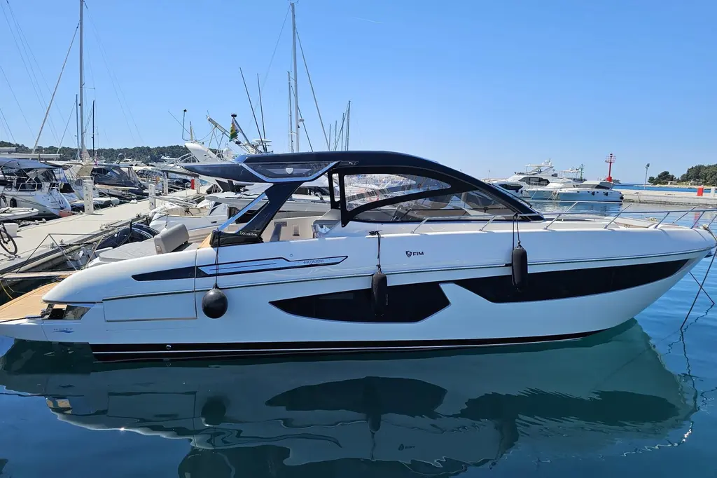 2024 440 Regina Yacht For Sale in Rovinj 2024 440 Regina Yacht For Sale in Rovinj