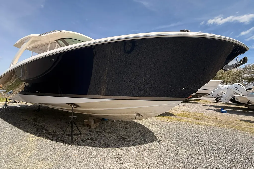 2022 Tiara Yachts 38 LS Yacht For Sale in North Charleston SC 2022 Tiara Yachts 38 LS Yacht For Sale in North Charleston SC