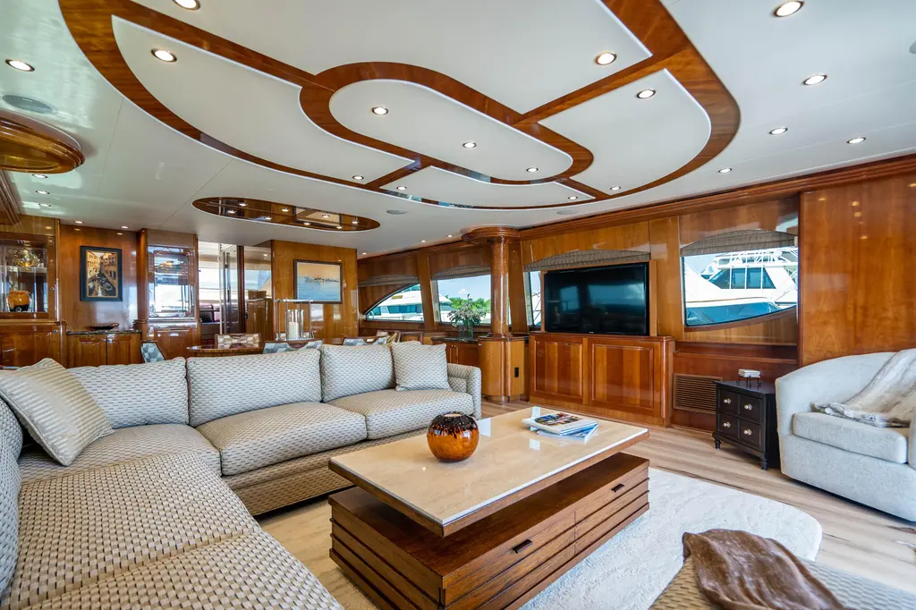 VICTORY 2008 Hatteras 80 Motor Yacht Yacht For Sale in Key Largo FL VICTORY 2008 Hatteras 80 Motor Yacht Yacht For Sale in Key Largo FL
